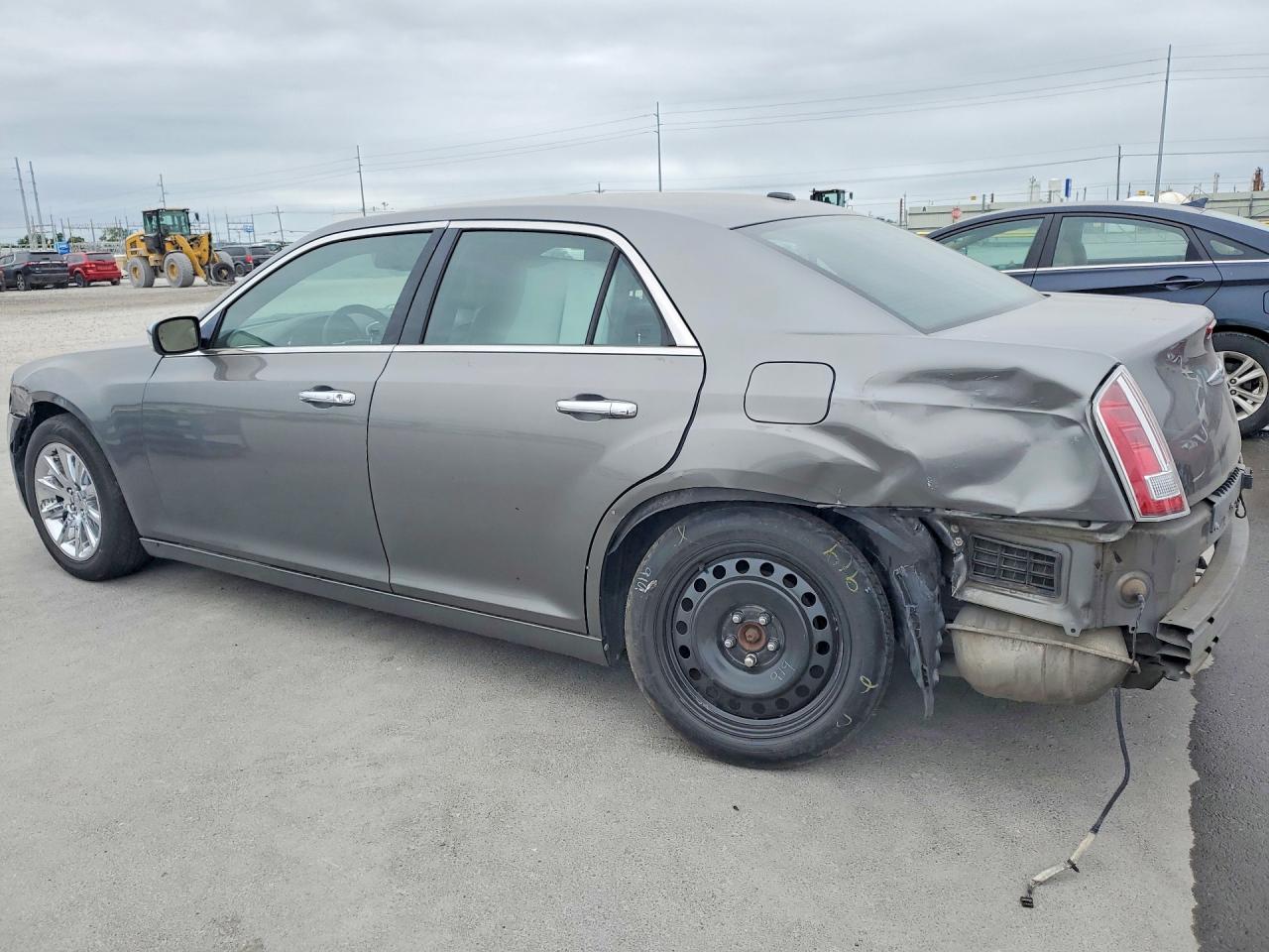 2011 CHRYSLER 300