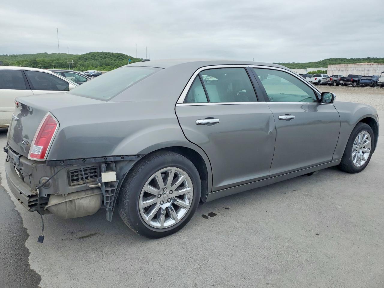 2011 CHRYSLER 300
