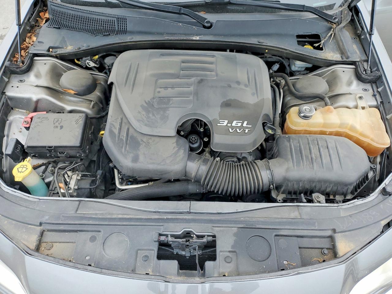 2011 CHRYSLER 300