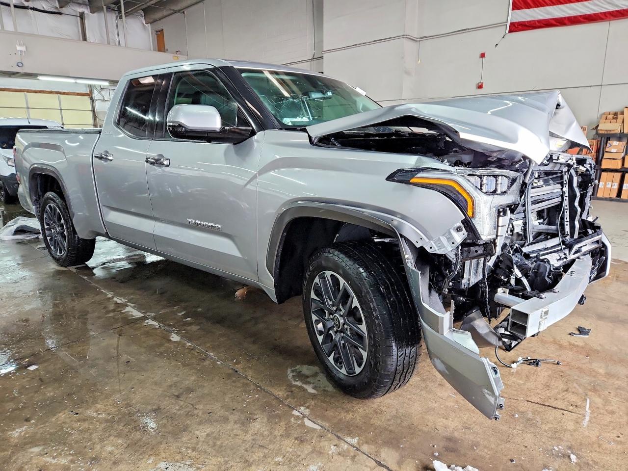 2022 TOYOTA TUNDRA