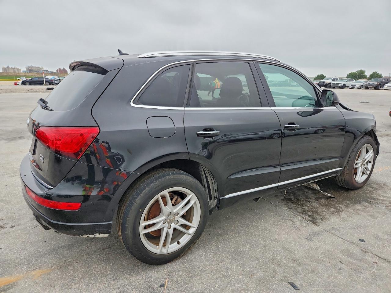 2017 AUDI Q5