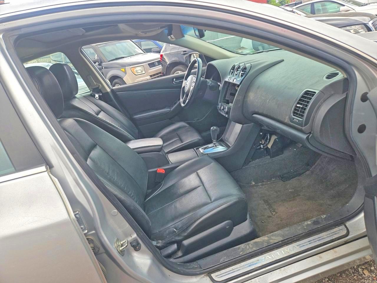 2012 NISSAN ALTIMA