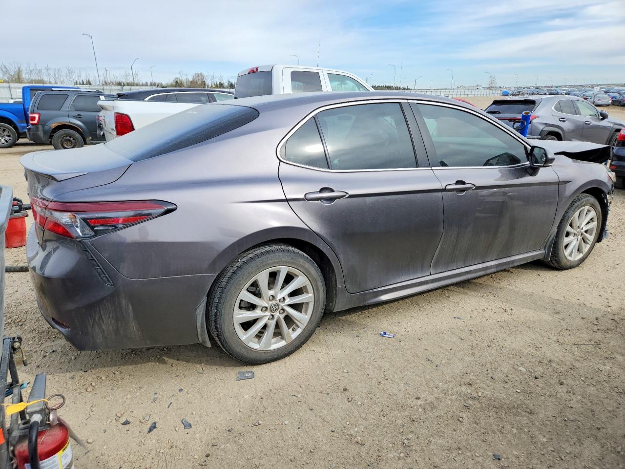 2023 TOYOTA CAMRY