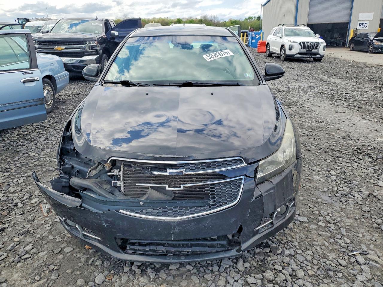 2011 CHEVROLET CRUZE