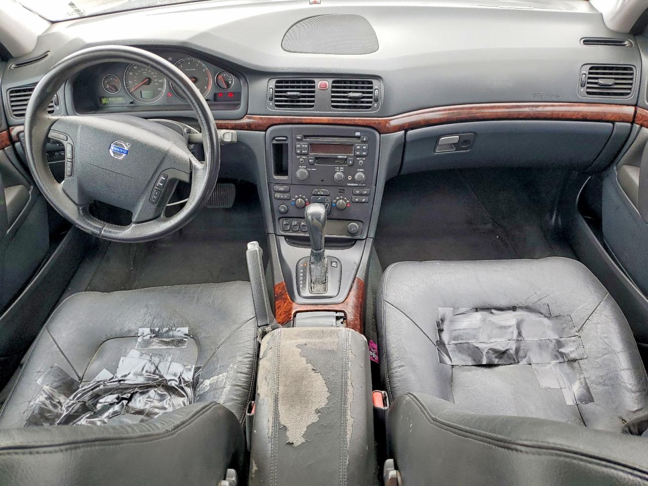 2004 VOLVO S80