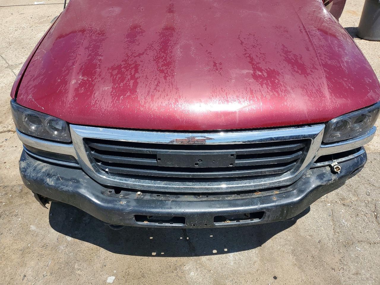2005 GMC SIERRA