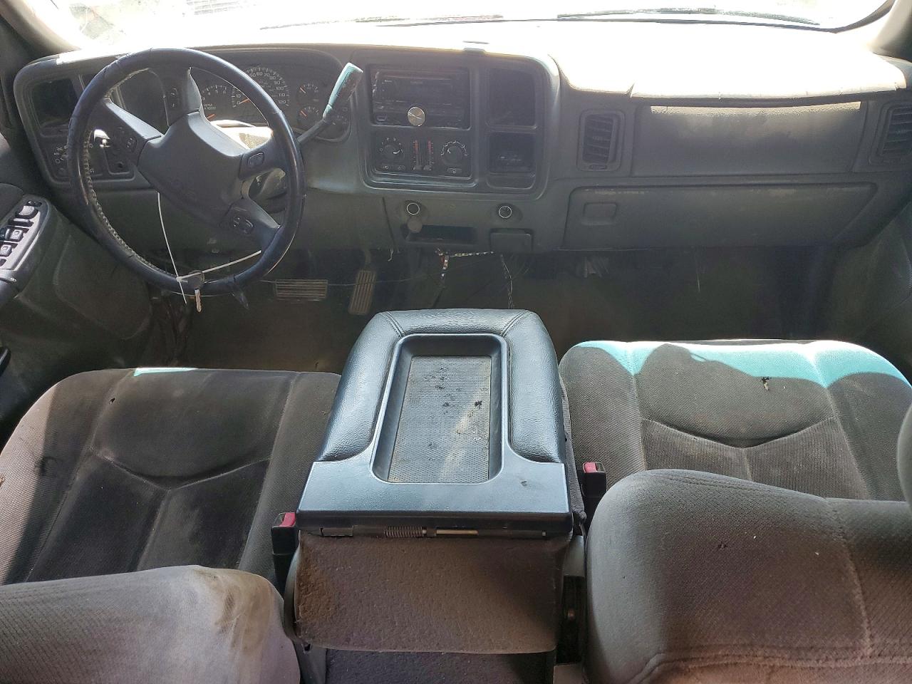 2005 GMC SIERRA