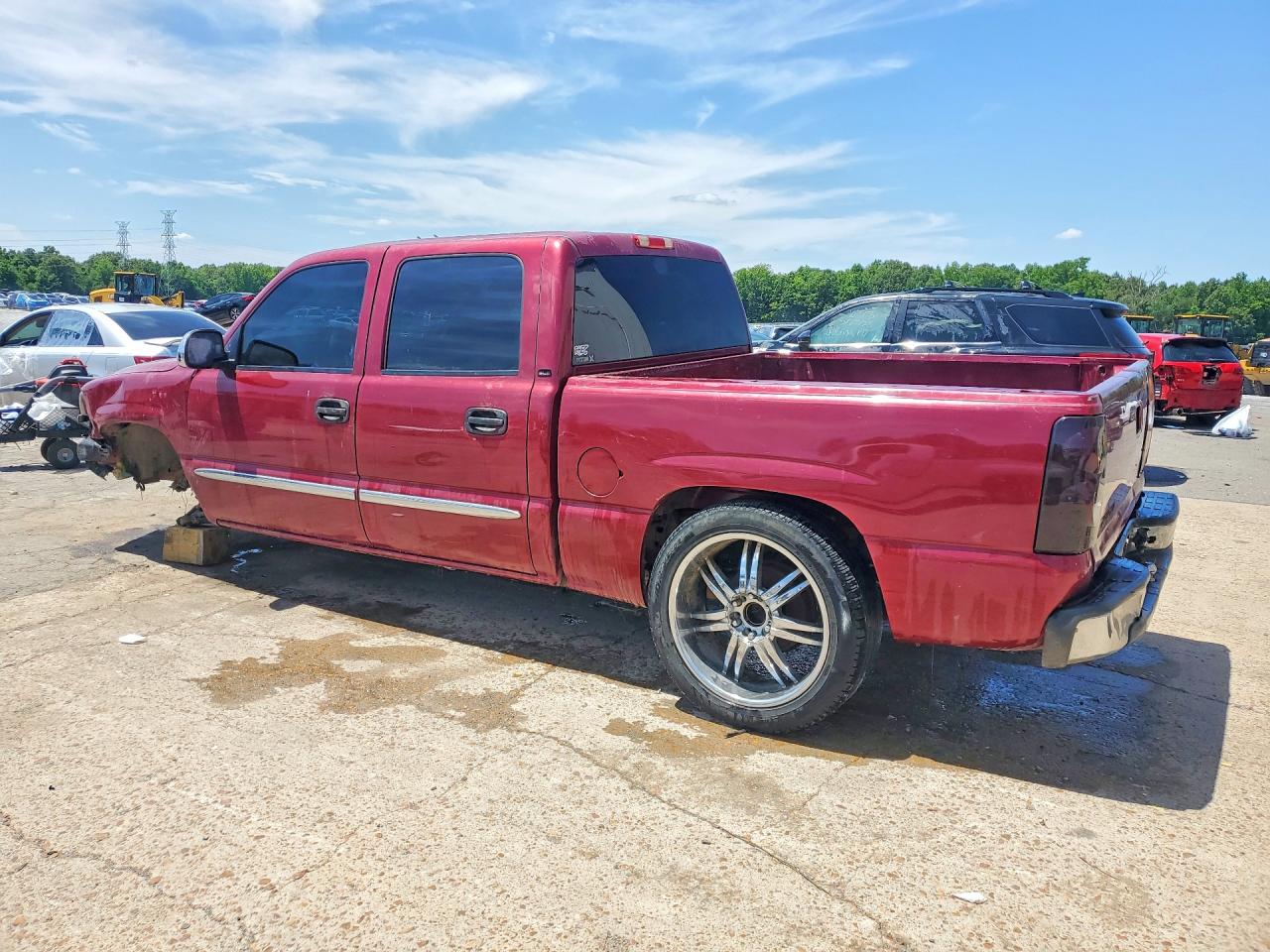 2005 GMC SIERRA
