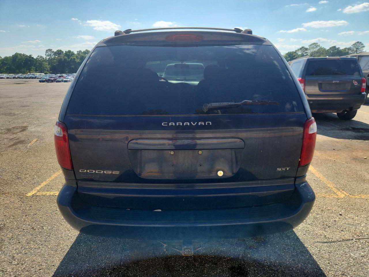 2004 DODGE CARAVAN