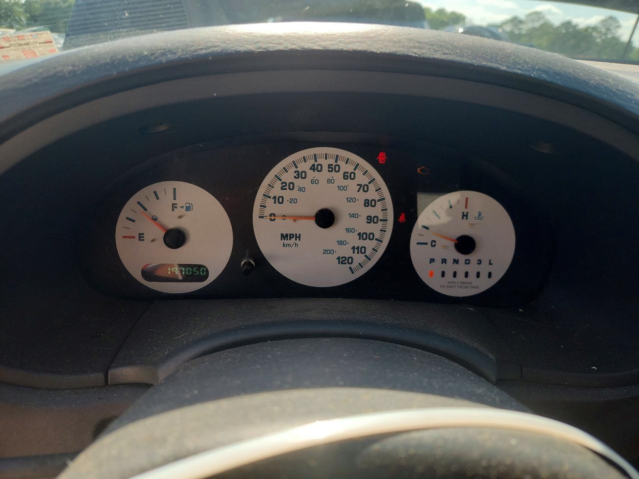 2004 DODGE CARAVAN