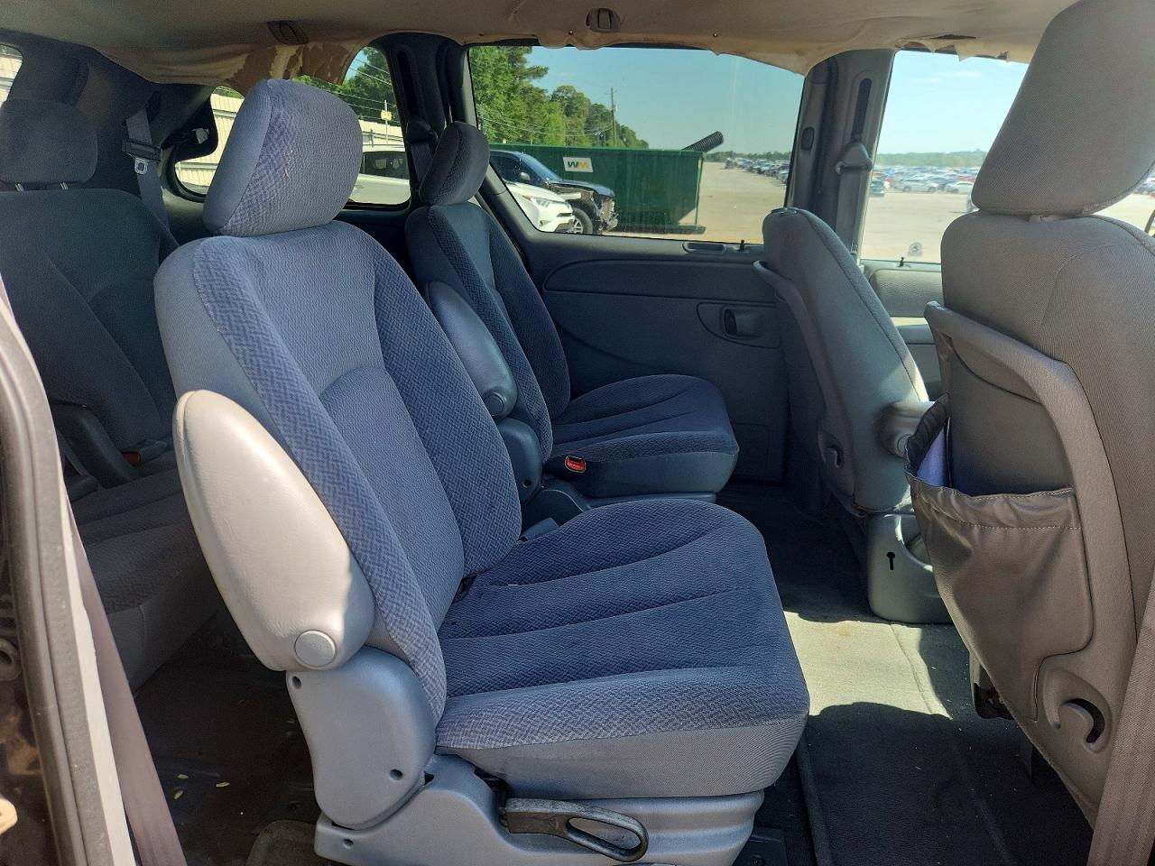 2004 DODGE CARAVAN