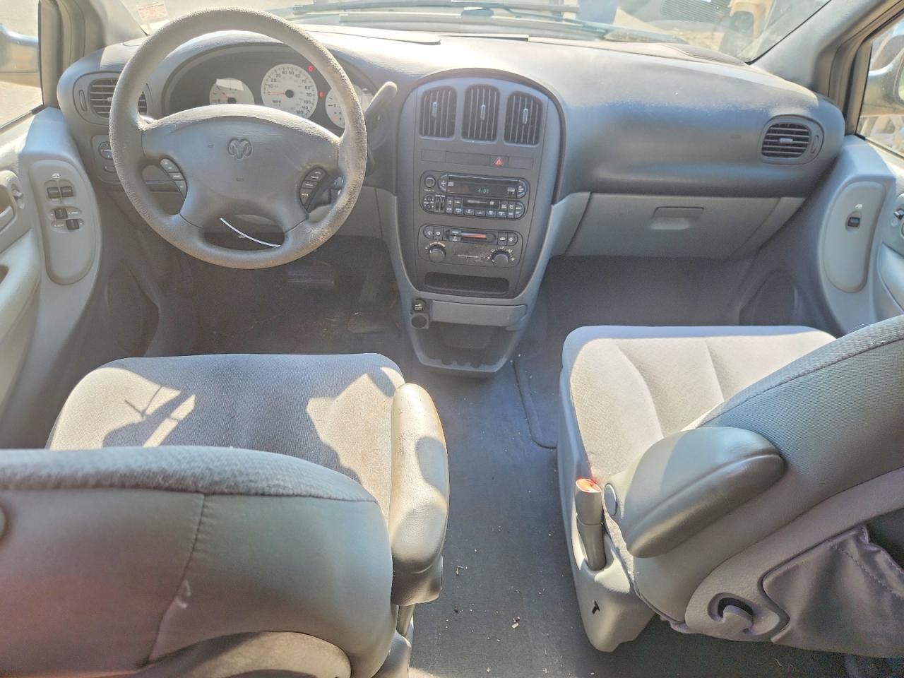 2004 DODGE CARAVAN