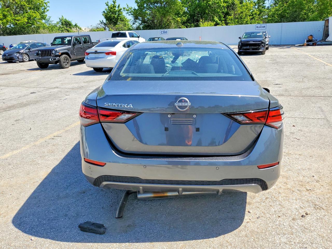 2025 NISSAN SENTRA