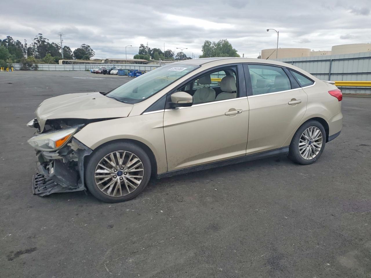 2017 FORD FOCUS
