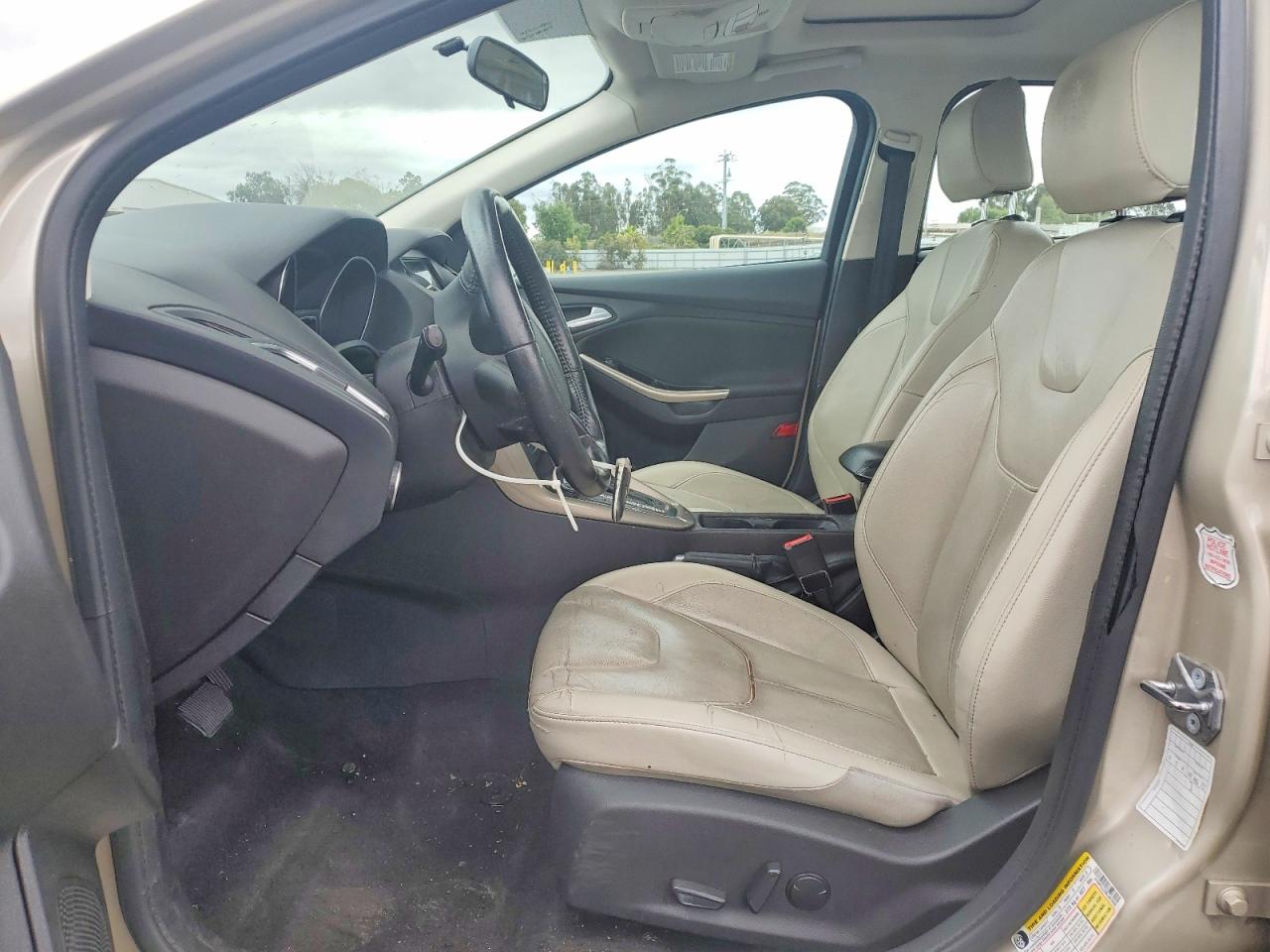 2017 FORD FOCUS