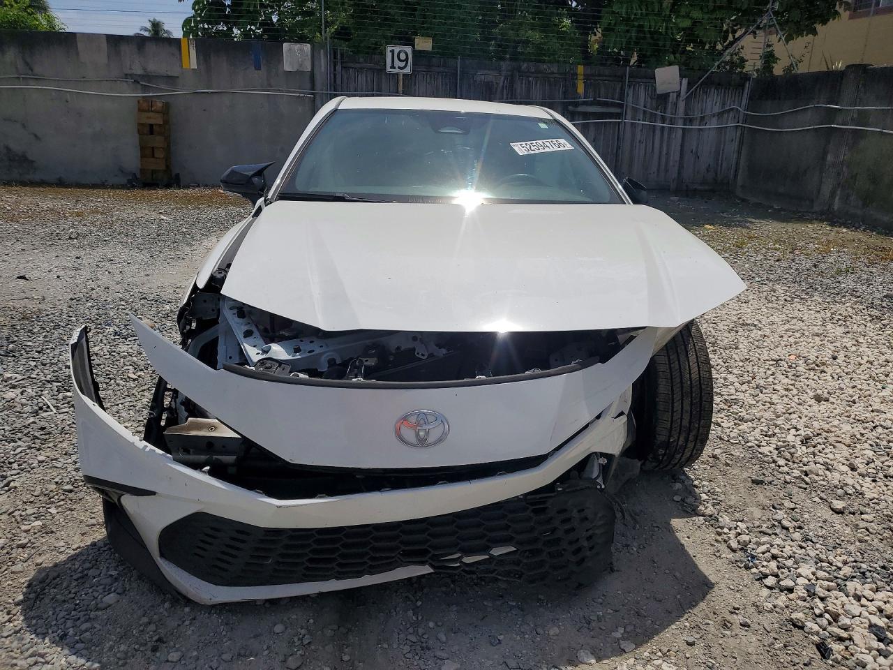 2025 TOYOTA CAMRY