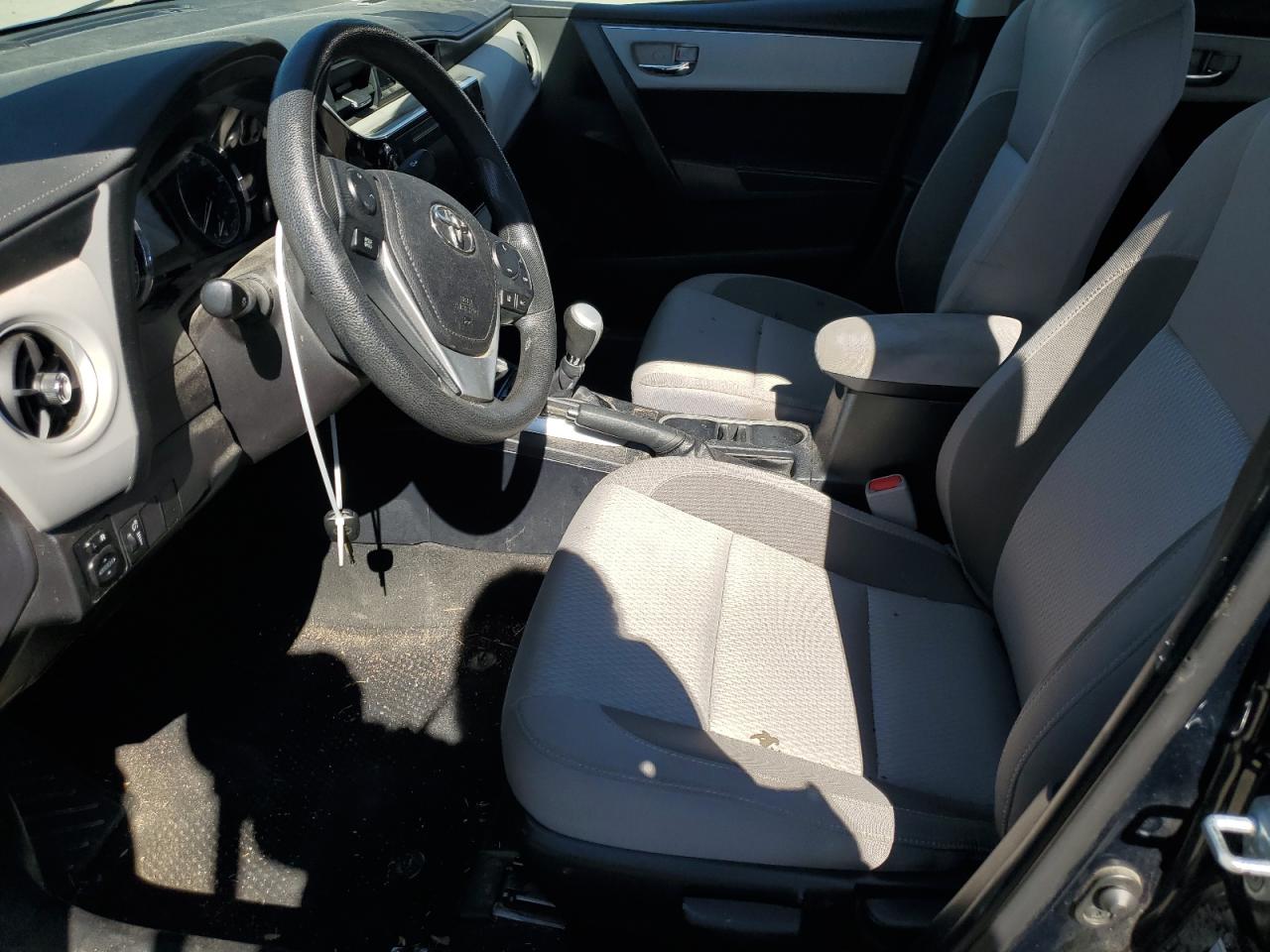 2017 TOYOTA COROLLA