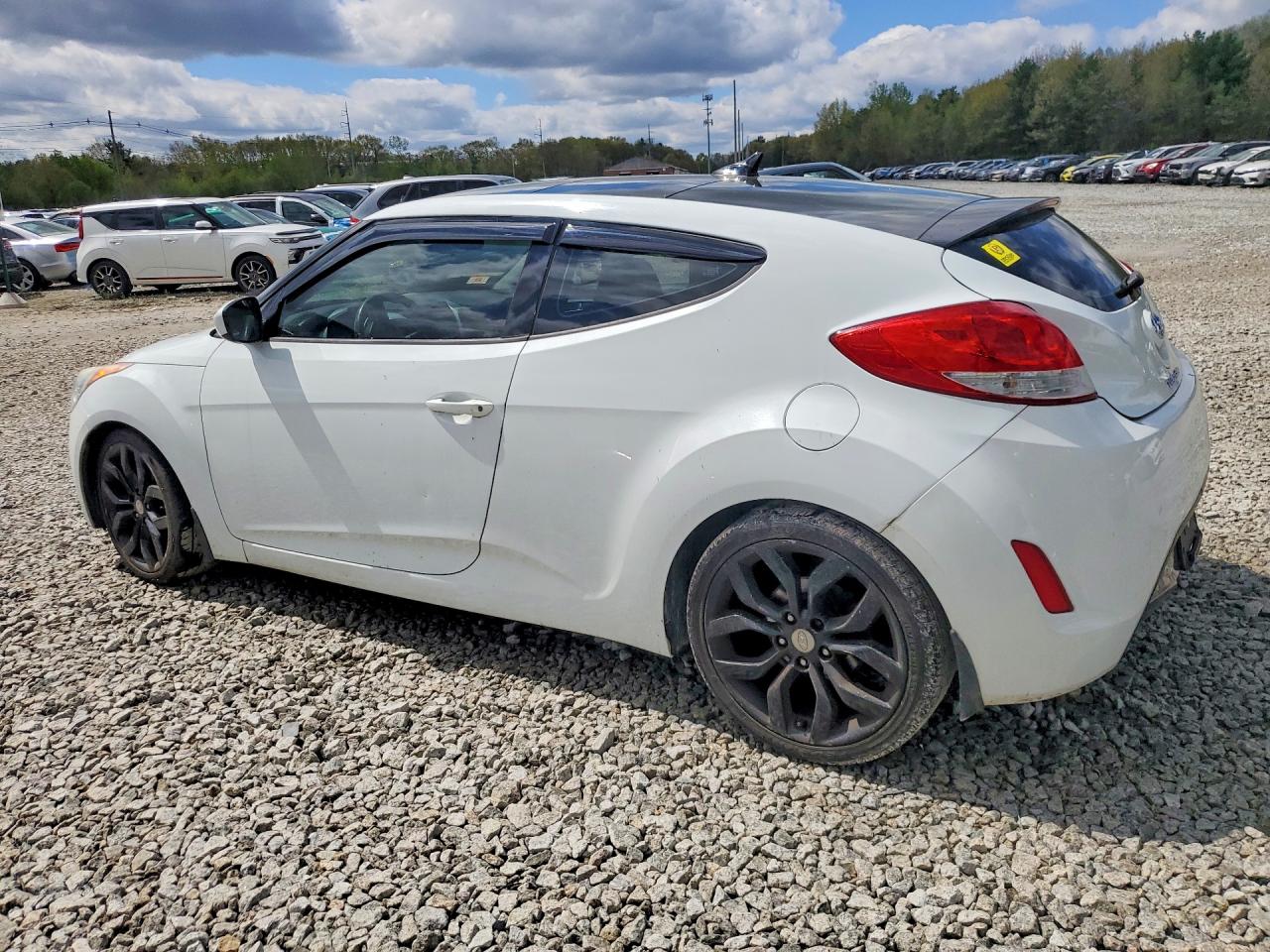 2013 HYUNDAI VELOSTER