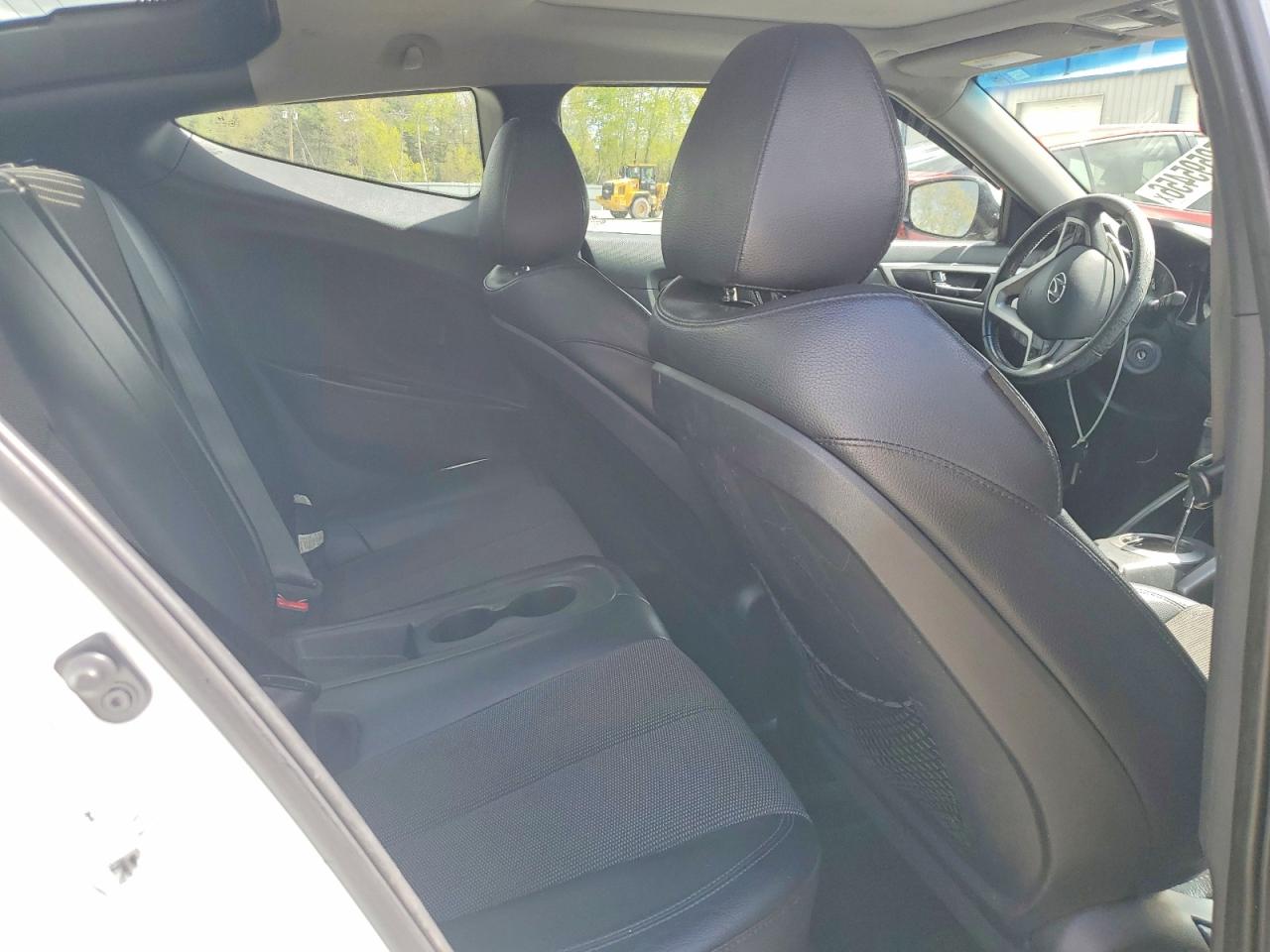 2013 HYUNDAI VELOSTER