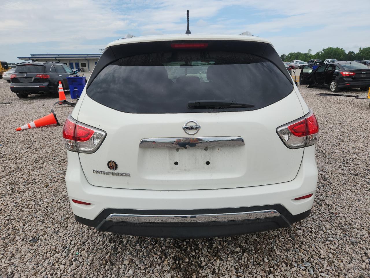 2016 NISSAN PATHFINDER