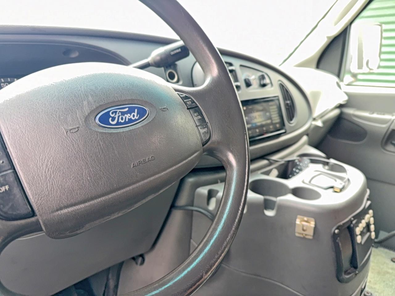 2003 FORD ECONOLINE