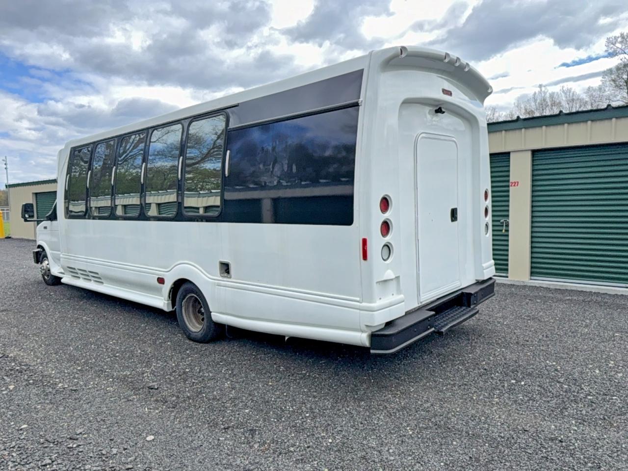 2003 FORD ECONOLINE