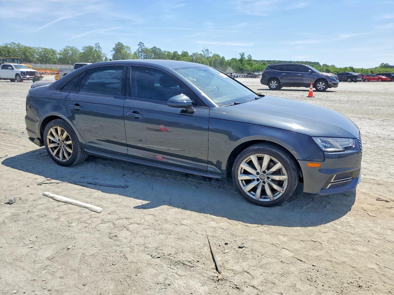 2018 AUDI A4
