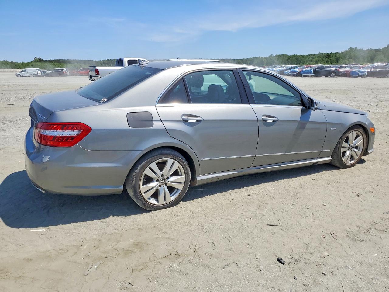2011 MERCEDES-BENZ E-CLASS