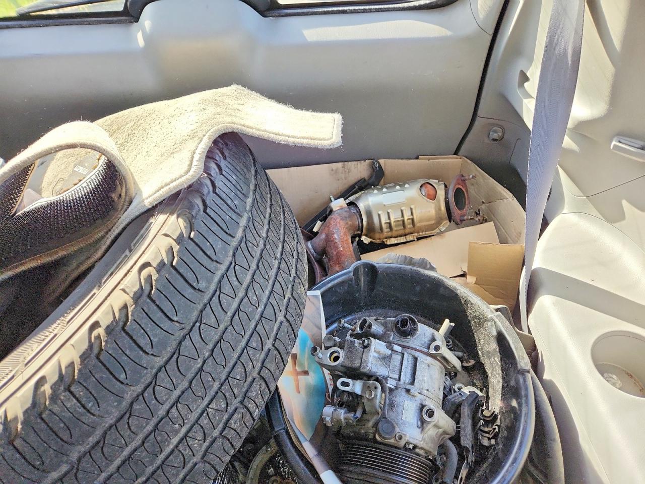 2010 TOYOTA HIGHLANDER