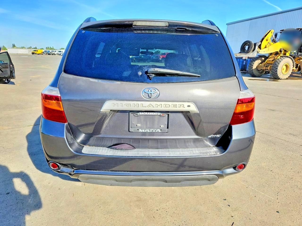 2010 TOYOTA HIGHLANDER