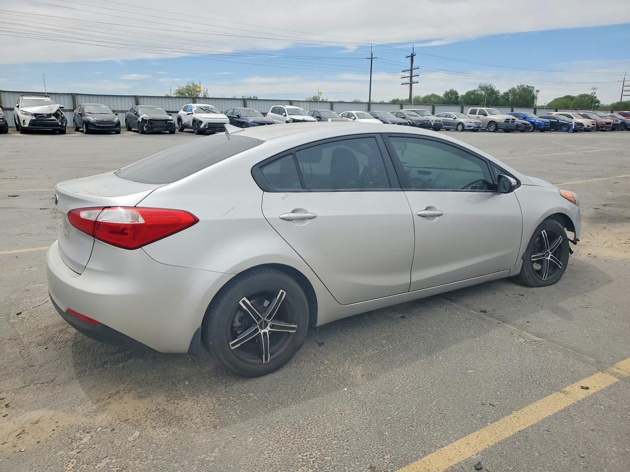 2014 KIA FORTE