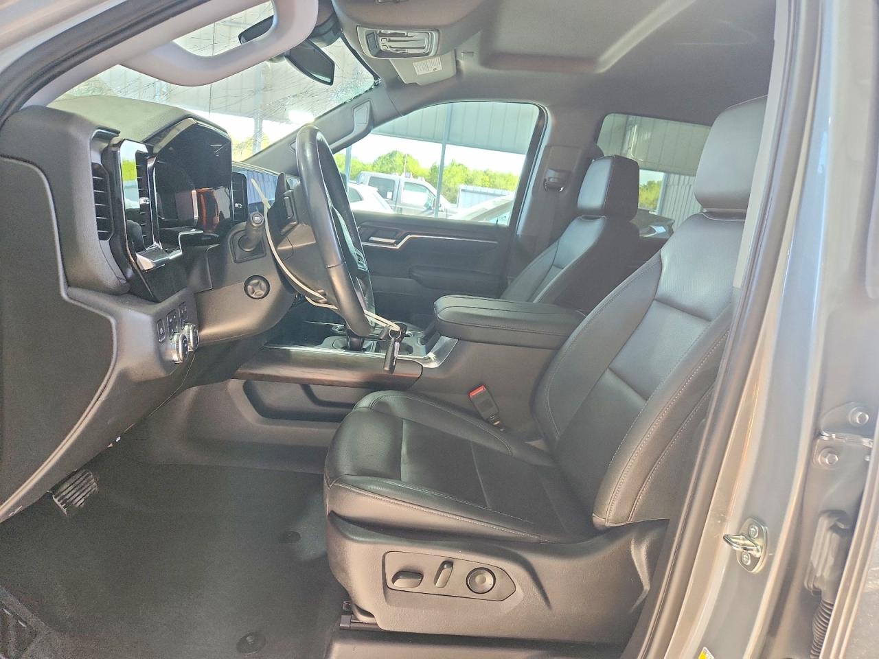2023 GMC SIERRA