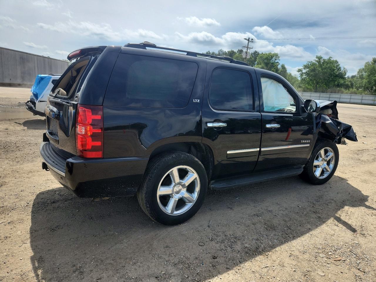 2013 CHEVROLET TAHOE