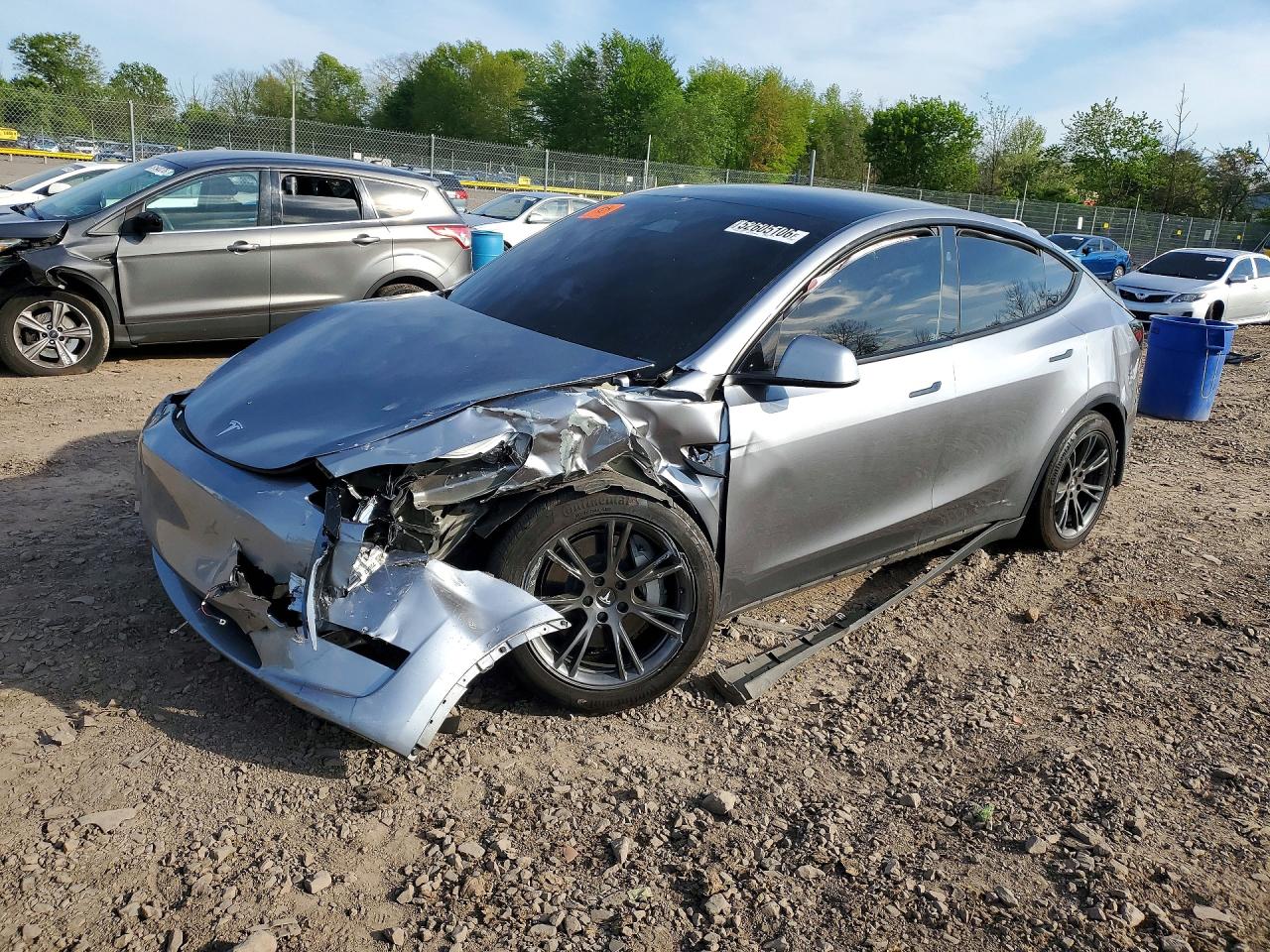 2024 TESLA MODEL Y