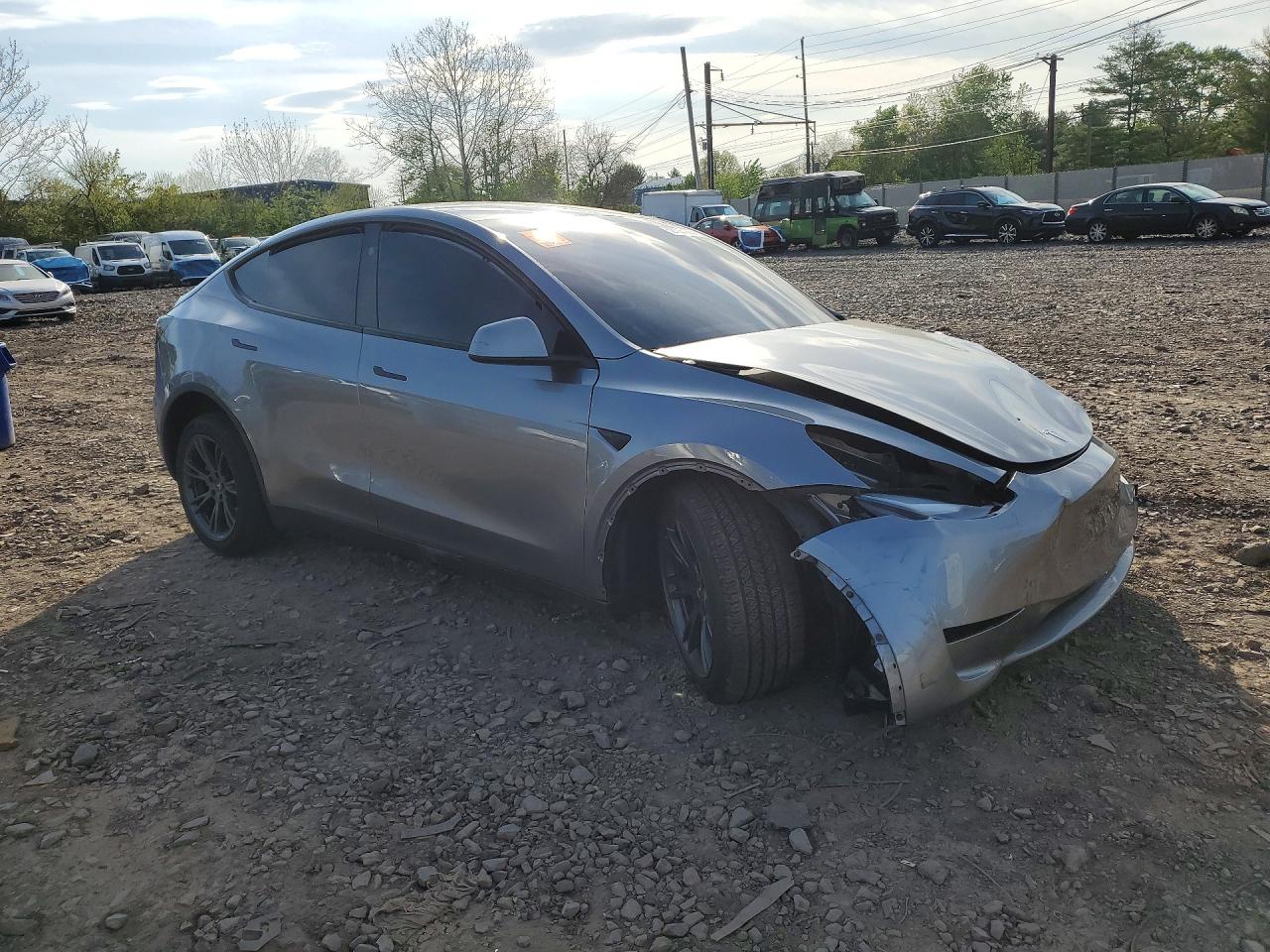 2024 TESLA MODEL Y