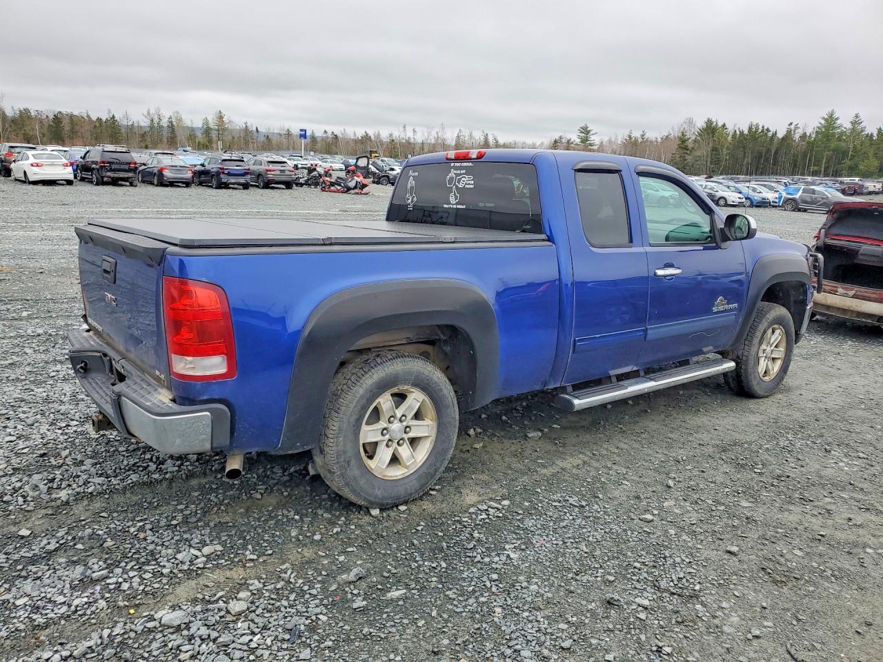 2013 GMC SIERRA
