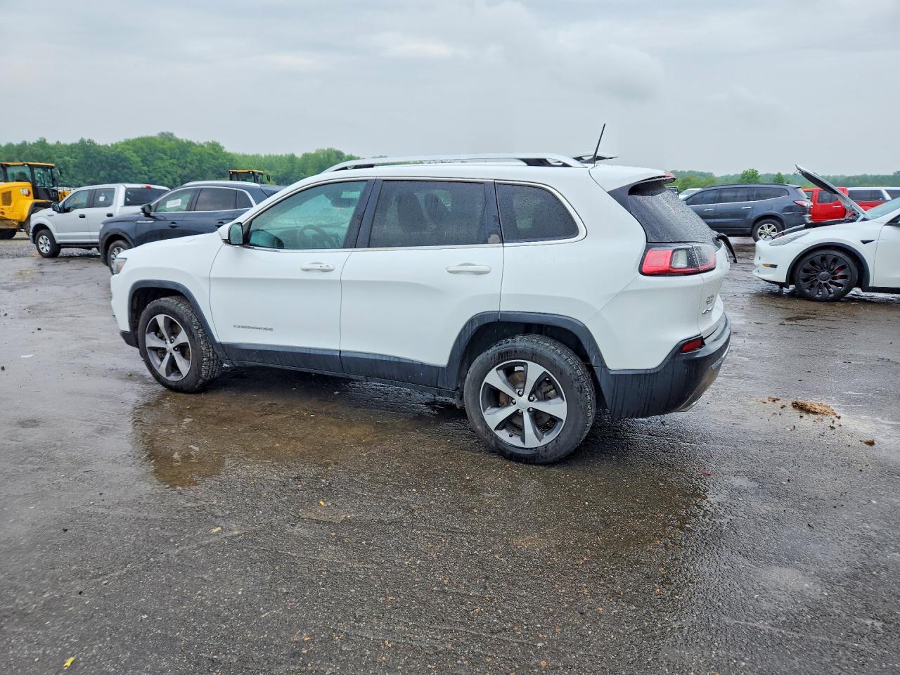 2019 JEEP CHEROKEE