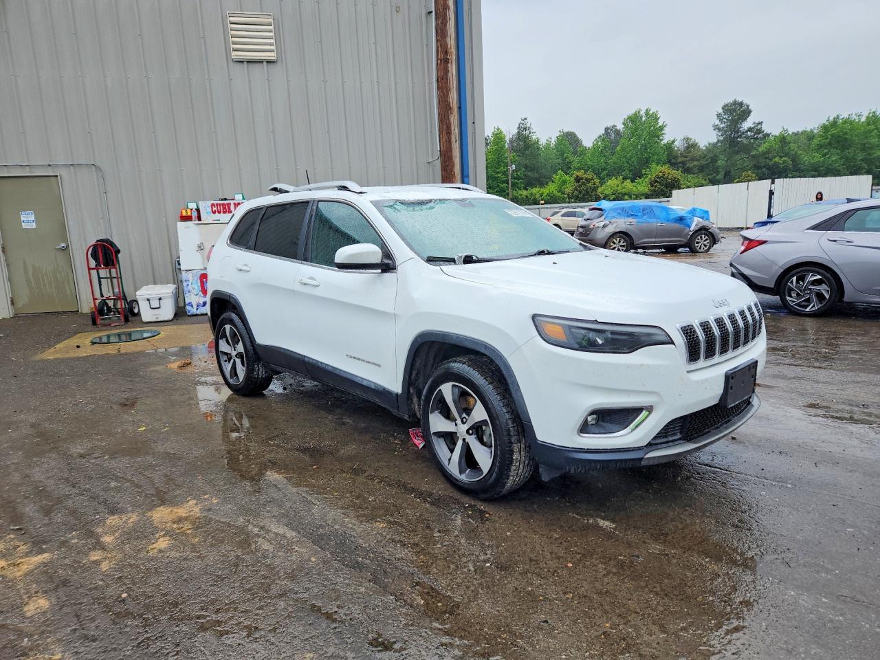 2019 JEEP CHEROKEE