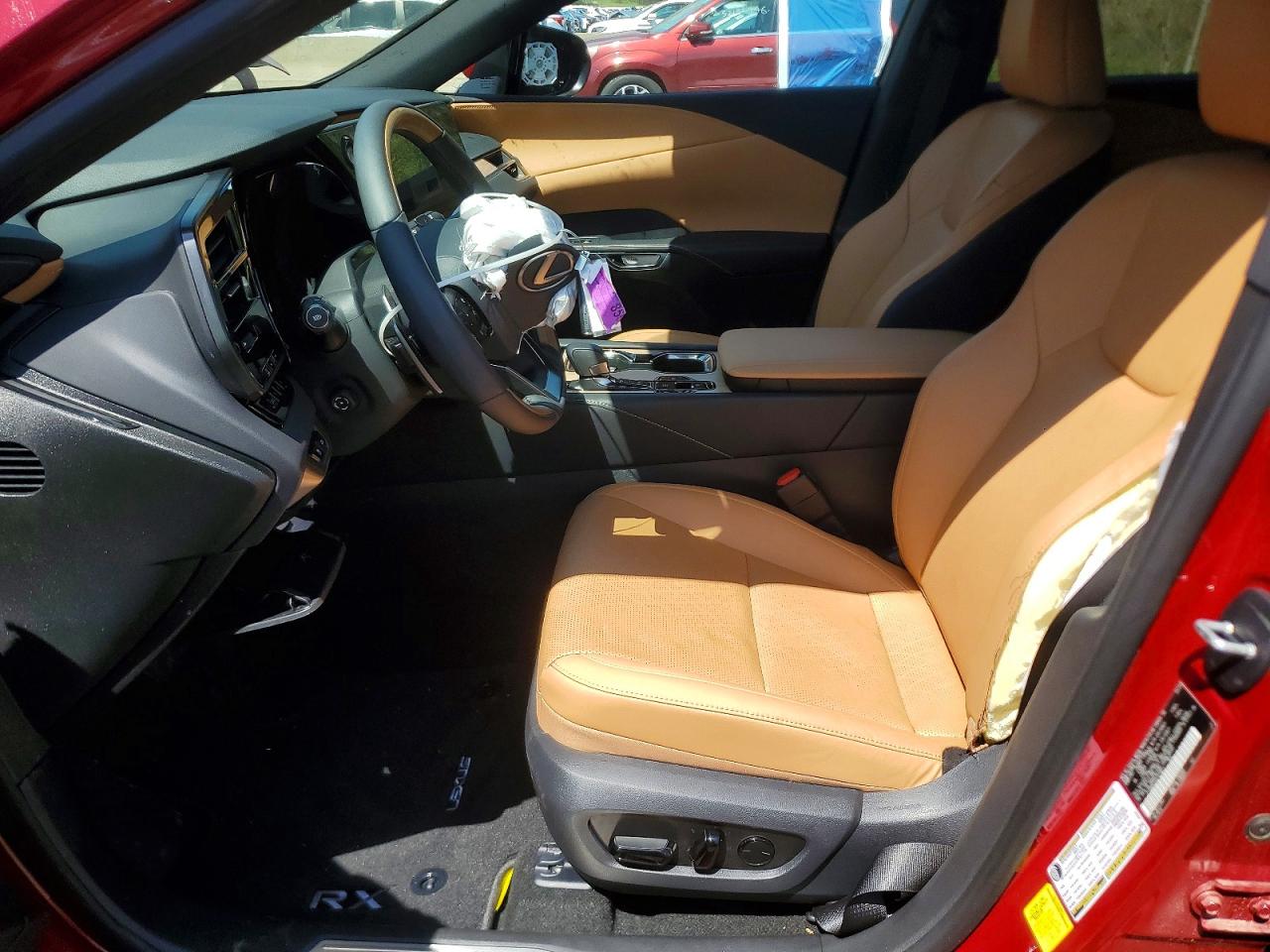 2025 LEXUS 