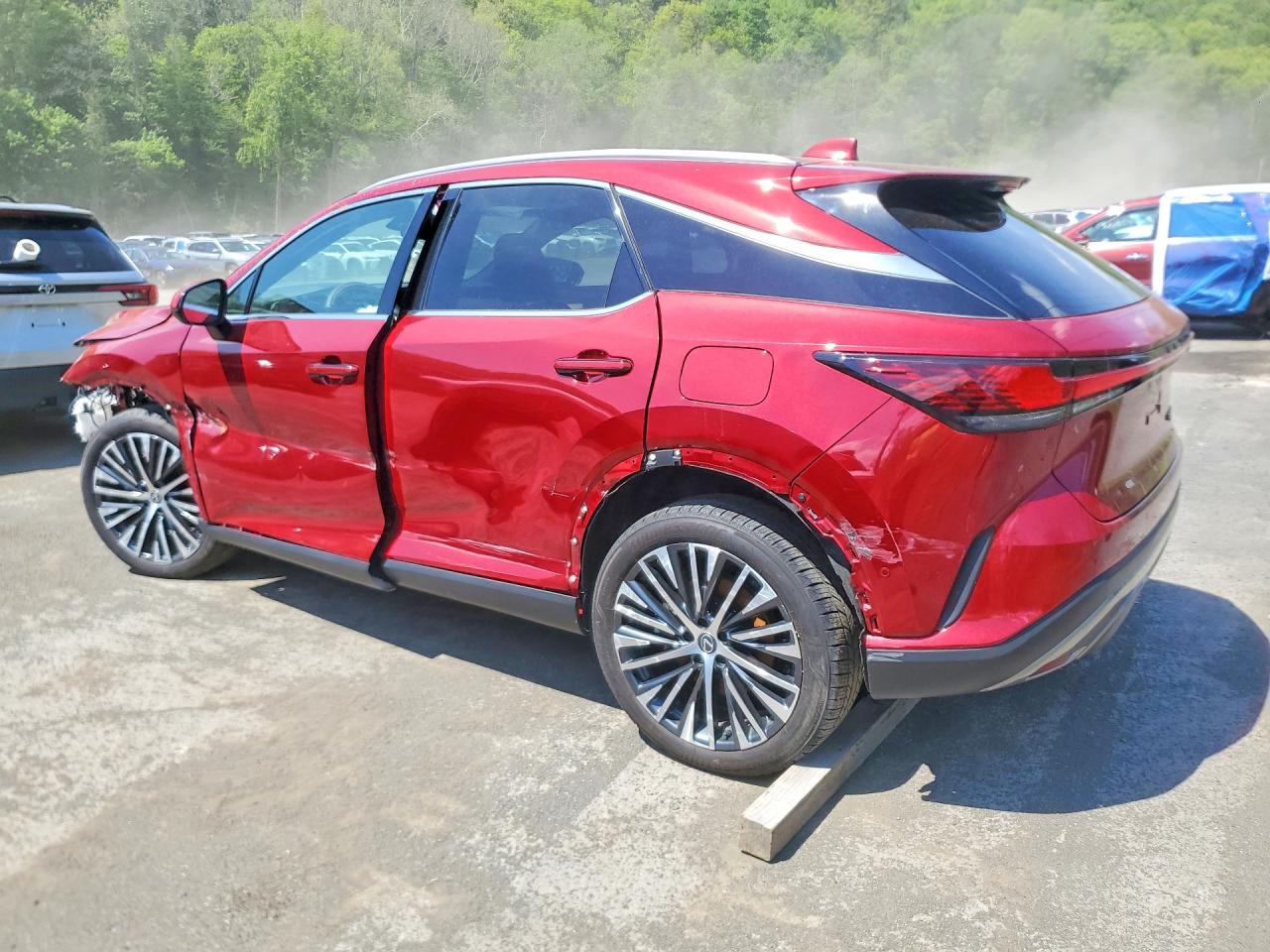 2025 LEXUS 
