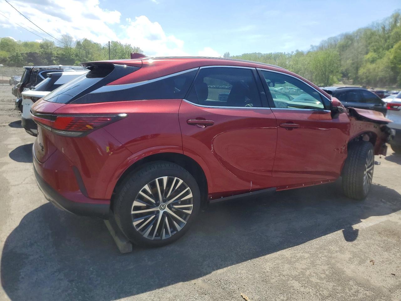 2025 LEXUS 