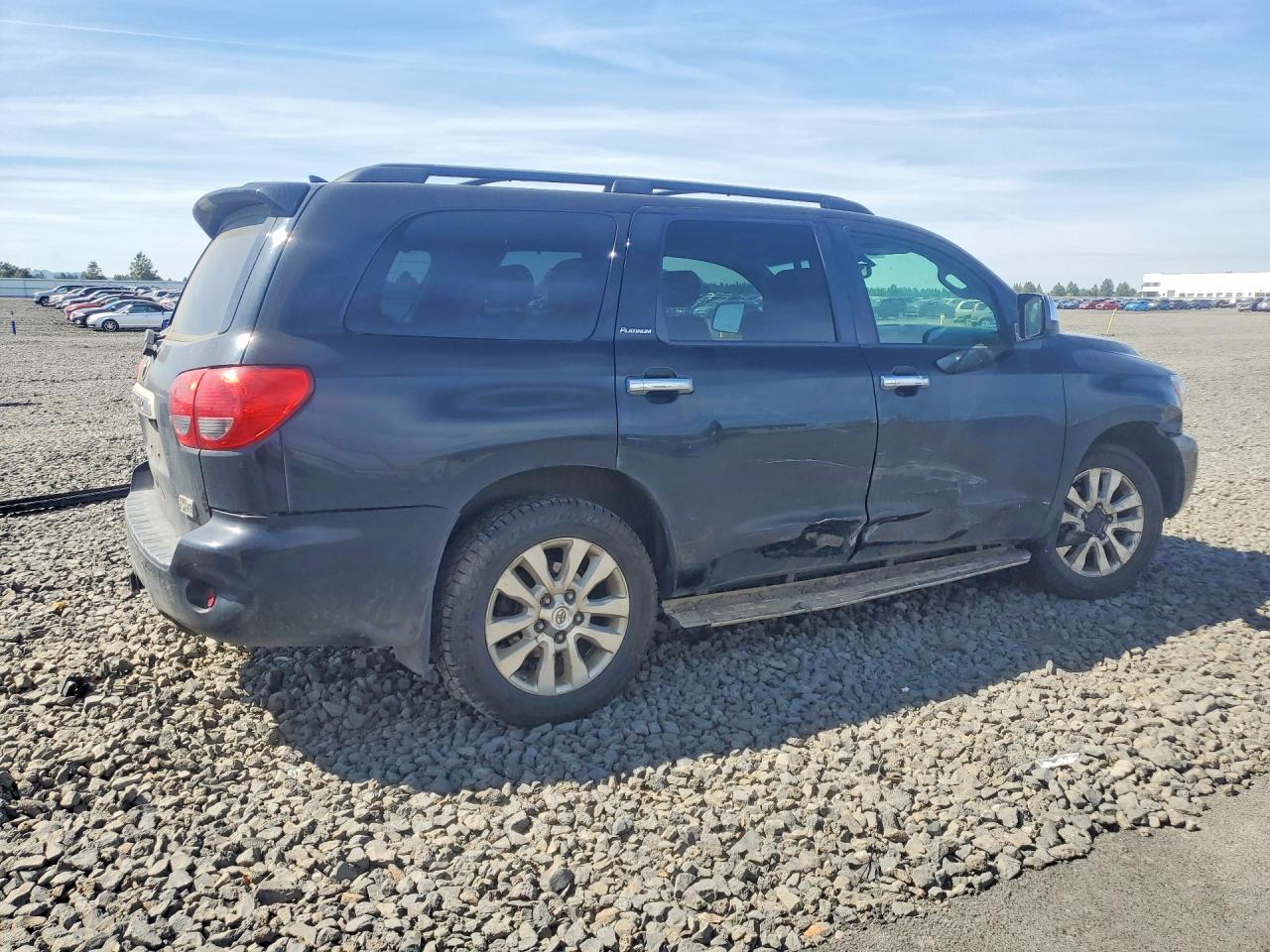 2017 TOYOTA SEQUOIA