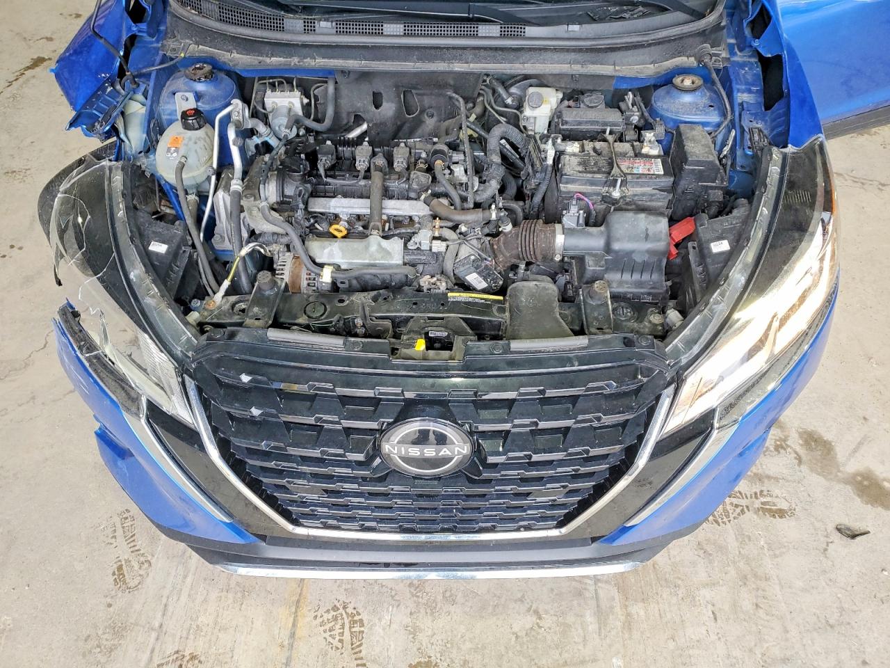 2023 NISSAN KICKS