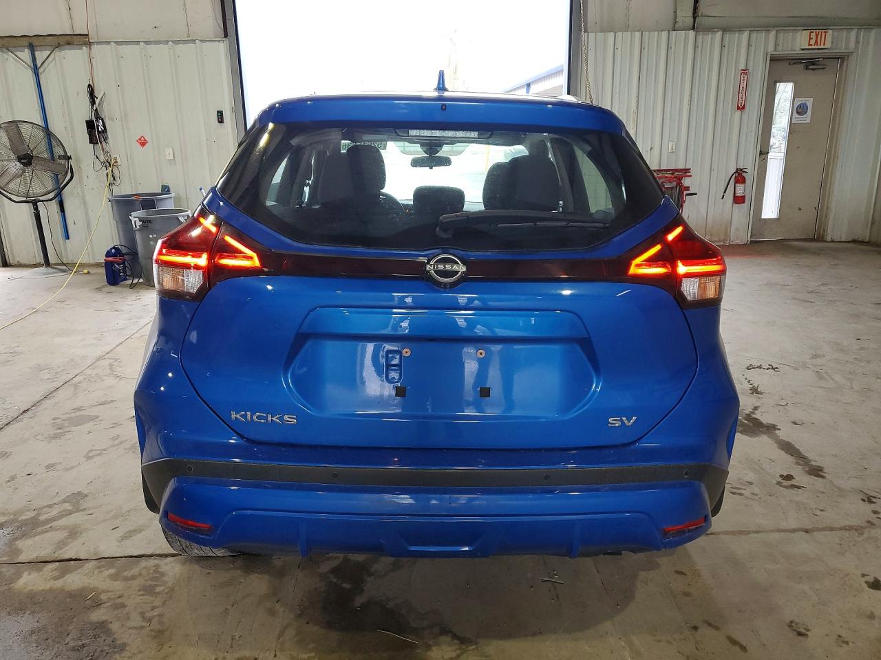2023 NISSAN KICKS