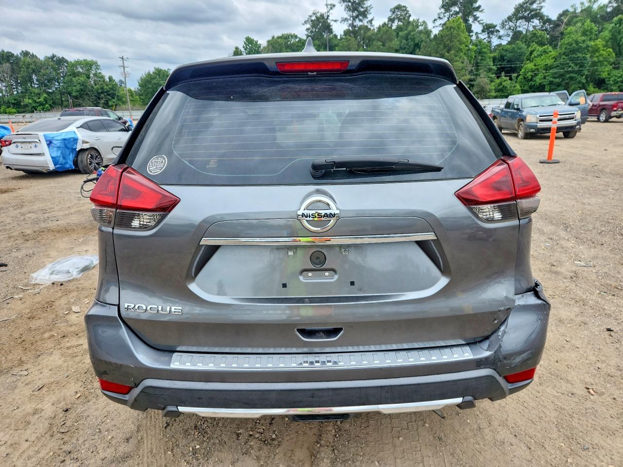 2018 NISSAN ROGUE