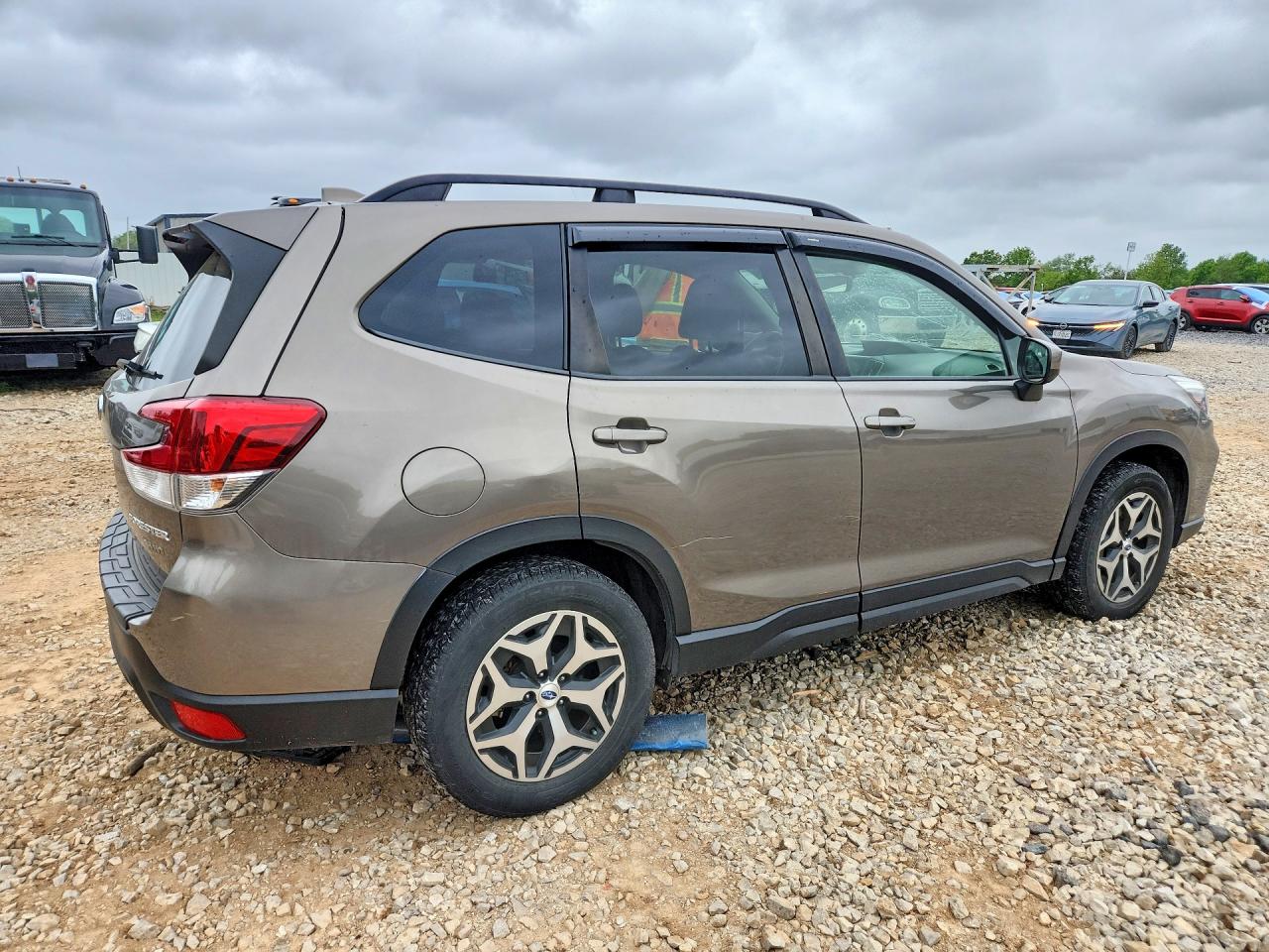 2020 SUBARU FORESTER