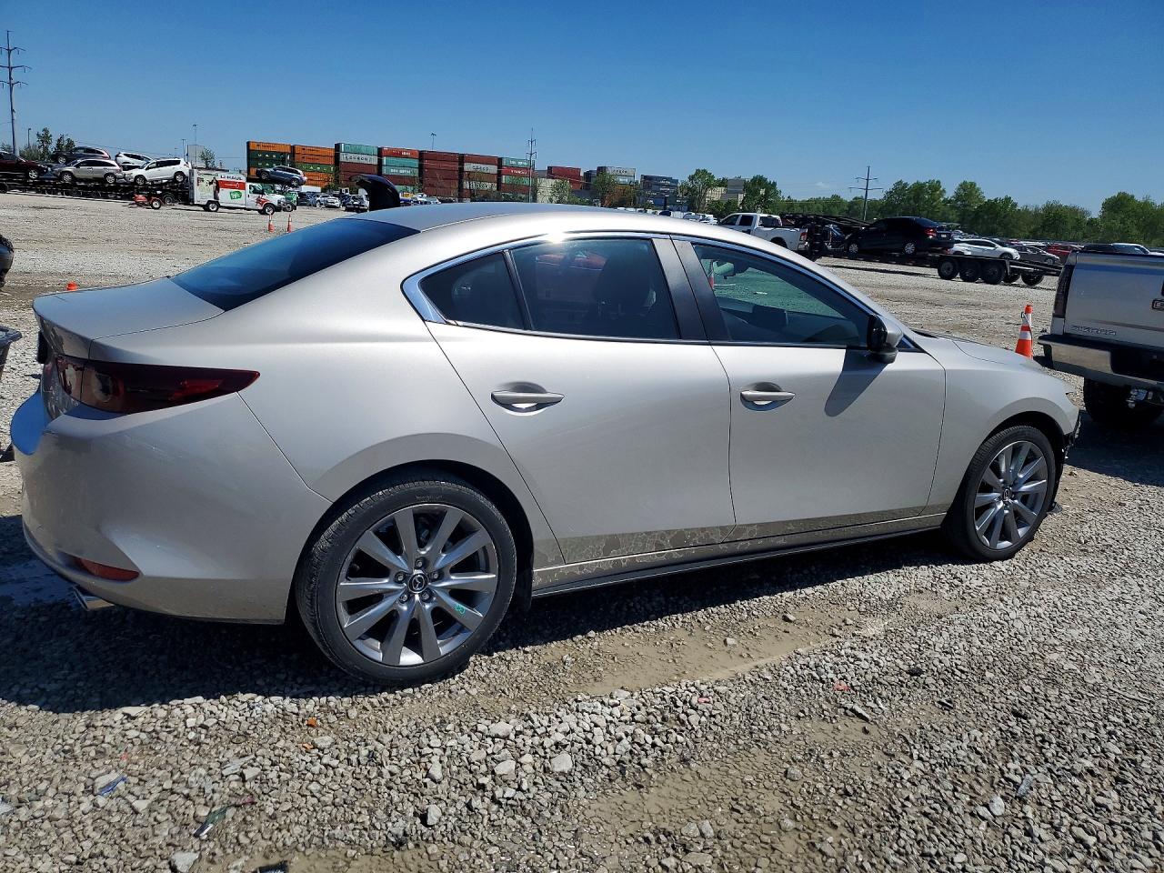2023 MAZDA 3