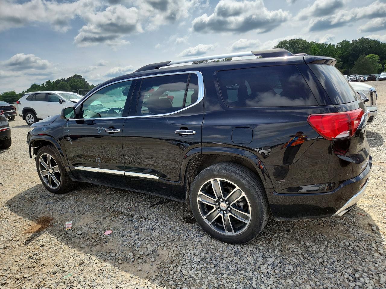 2017 GMC ACADIA DEN