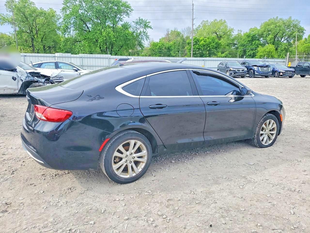 2015 CHRYSLER 200