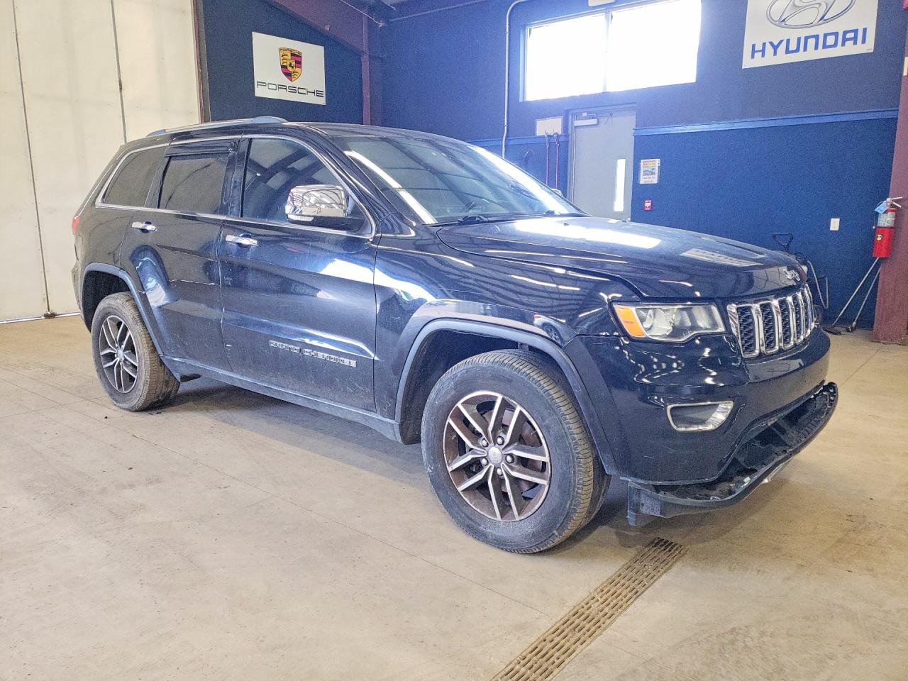 2017 JEEP CHEROKEE